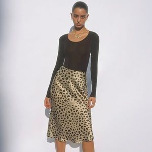 Réalisation Par Naomi skirt, size small